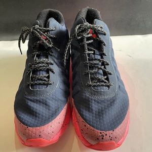 Nike Air Max Invigor Mid Mens Solar Red 858654 401